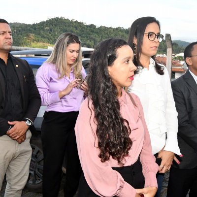 [OAB-BA desagravou advogado Pablo Paixão em frente ao Comando da PM em Gandu]