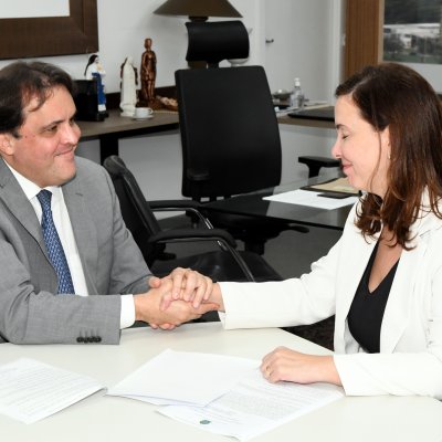 [OAB da Bahia e TRE-BA assinam acordo de cooperação para implementar sistema de nomeação de advogados dativos]