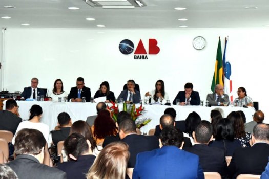 [OAB-BA aprova medida para impedir transferência de advogados da Petrobras]