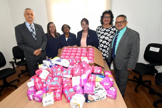 [ Comissão do Advogado Idoso promove arrecadação de absorventes para mulheres em vulnerabilidade social]